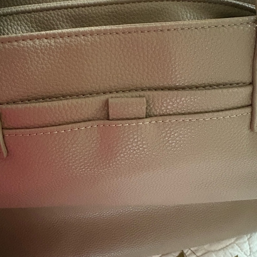 Lug Tempo XL Vegan Leather Quilted Tote  in Tan - Picture 8 of 10